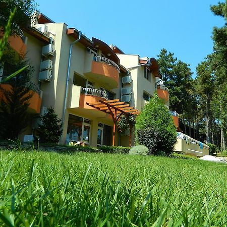 Family Hotel Privileg Солнечный берег Экстерьер фото
