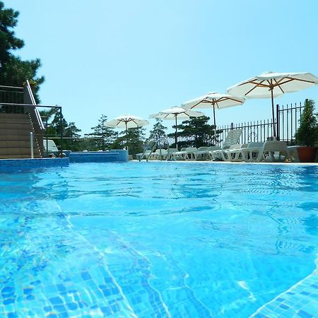 Family Hotel Privileg Солнечный берег Экстерьер фото