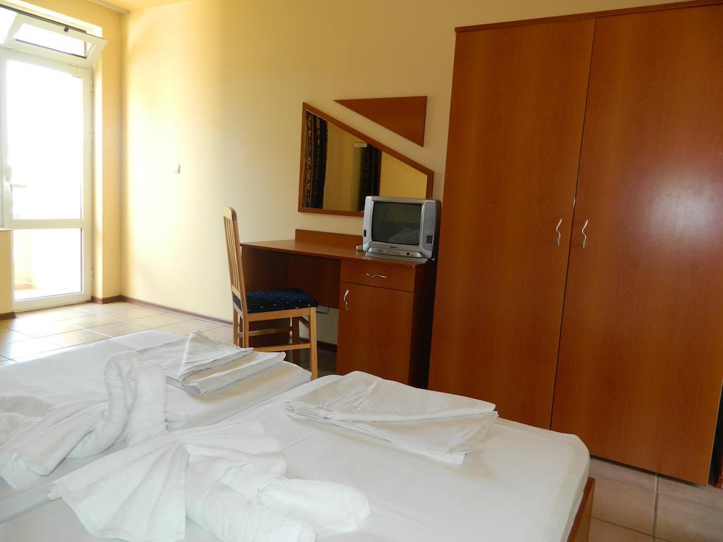 Family Hotel Privileg Солнечный берег Номер фото